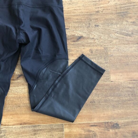 **NWT**LULULEMON Power Position High-Rise Tight 25" - Picture 14 of 16